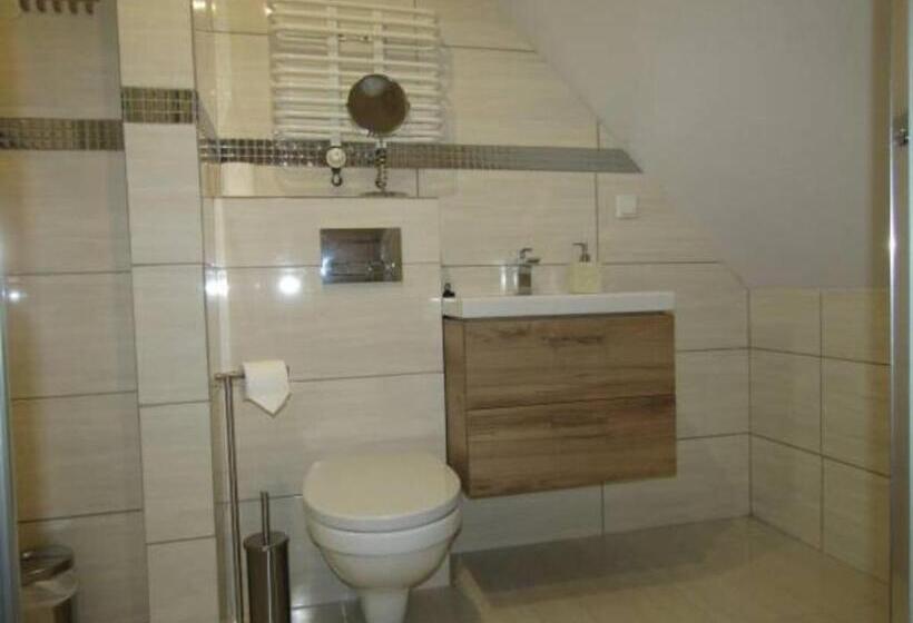 חדר סטנדרט לארבעה, Lawendowy Dworek