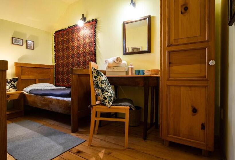 غرفة أساسية, Modryna Ranczo