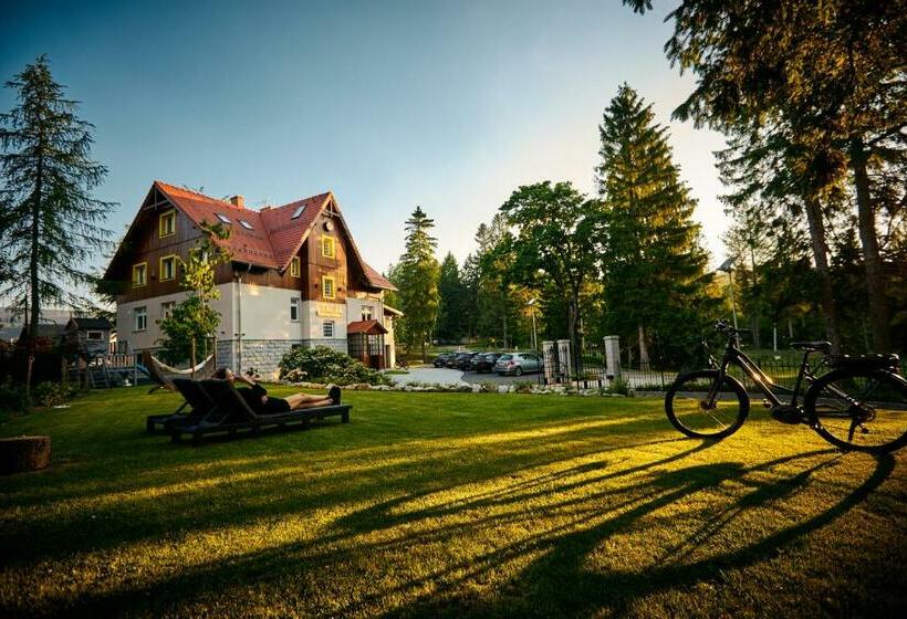 Junior Familjesvit, Stacja Szklarska Poręba Cisza I Komfort