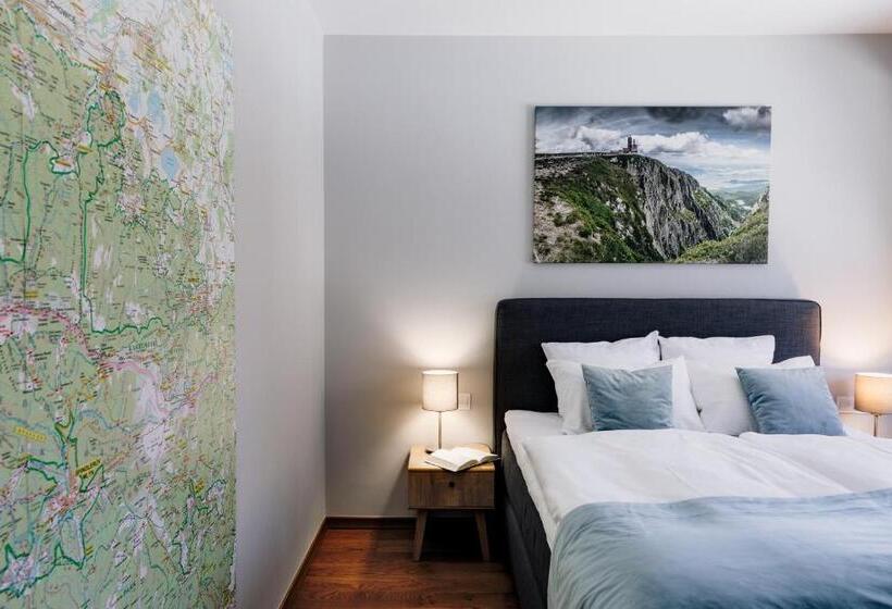 Junior Familjesvit, Stacja Szklarska Poręba Cisza I Komfort