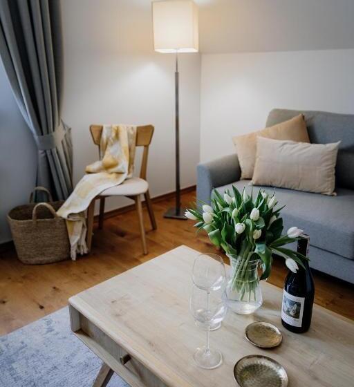 Junior Familjesvit, Stacja Szklarska Poręba Cisza I Komfort