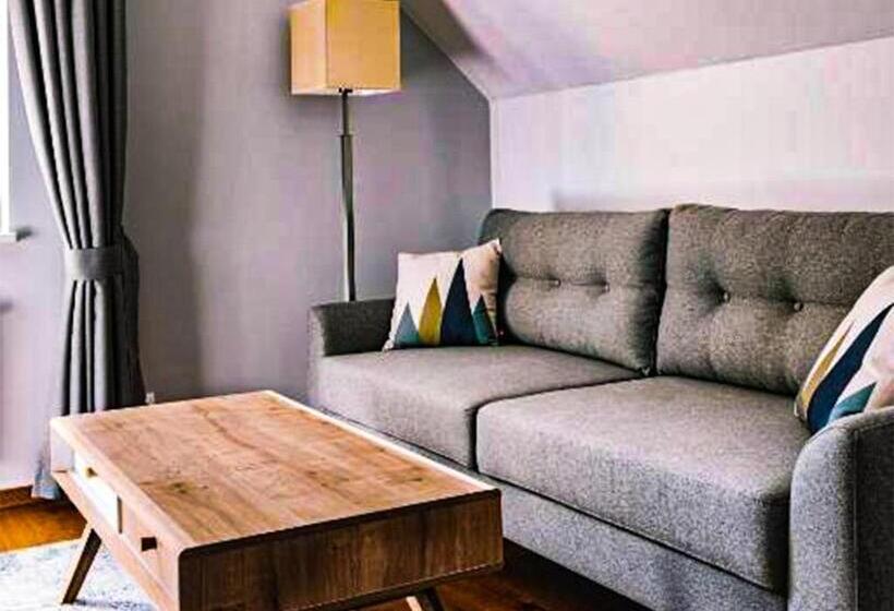 Junior Familjesvit, Stacja Szklarska Poręba Cisza I Komfort