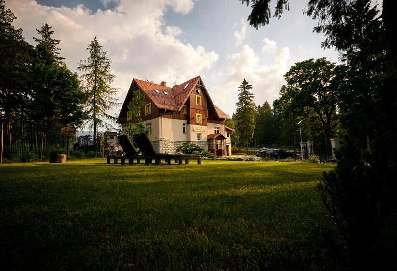 Familjestudio, Stacja Szklarska Poręba Cisza I Komfort