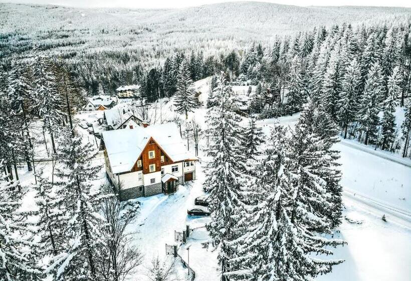 Familjestudio, Stacja Szklarska Poręba Cisza I Komfort