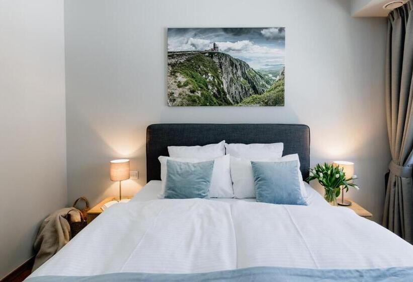 Junior Familjesvit, Stacja Szklarska Poręba Cisza I Komfort