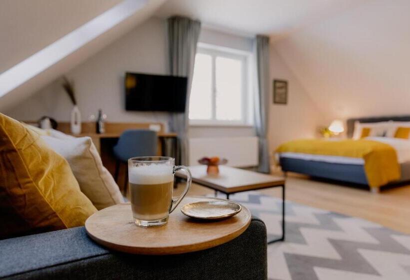 Familjestudio, Stacja Szklarska Poręba Cisza I Komfort