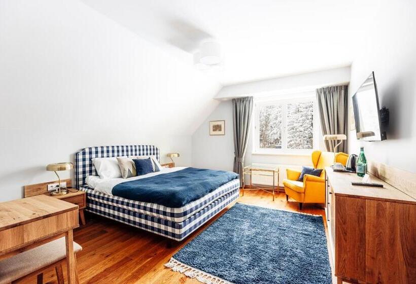 Deluxe Rum, Stacja Szklarska Poręba Cisza I Komfort