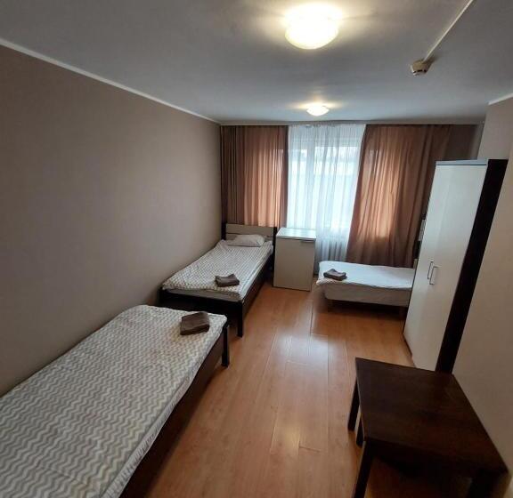 基本间, Strzelec Noclegi