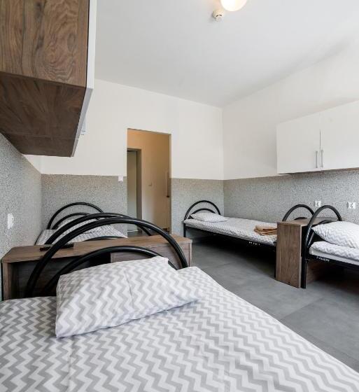 带共用浴室的标准房间, Strzelec Noclegi