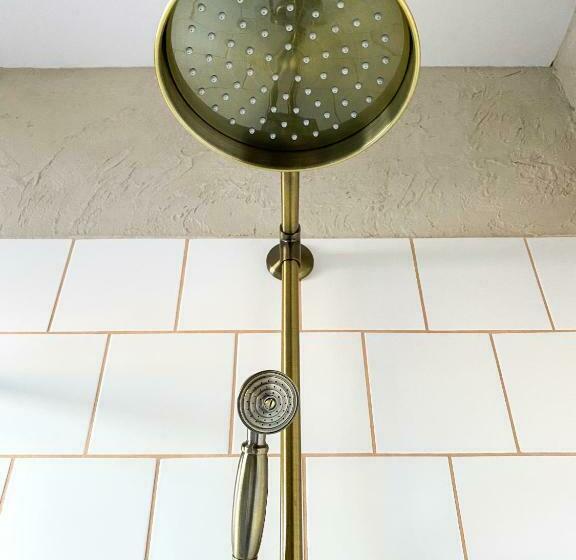 سوئیت جونیور با چشمانداز کوهستان, Beskidzkie Tarasy