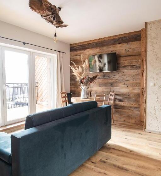 سوییت با چشمانداز کوه, Beskidzkie Tarasy