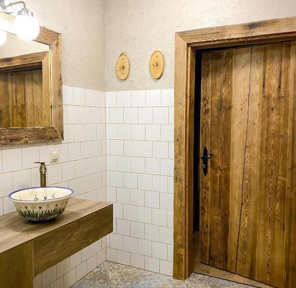 سوییت با چشمانداز کوه, Beskidzkie Tarasy