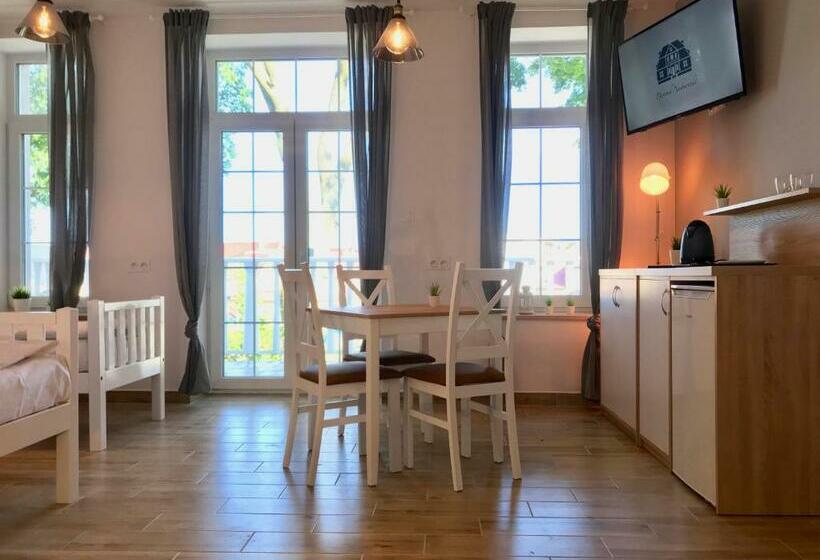 آپارتمان 1 خوابه با تراس, Dworek Nadmorski