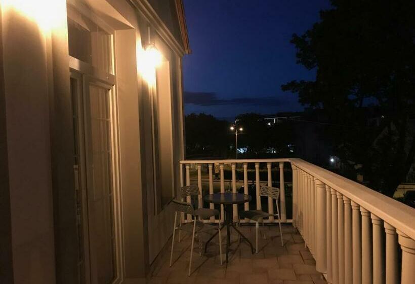 آپارتمان 1 خوابه با تراس, Dworek Nadmorski