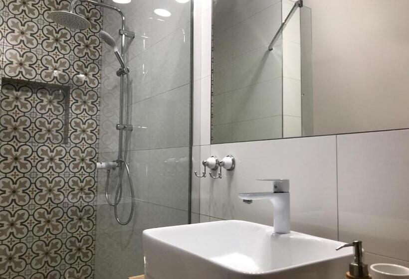 آپارتمان 1 خوابه با تراس, Dworek Nadmorski