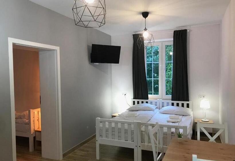 آپارتمان 2 خوابه, Dworek Nadmorski