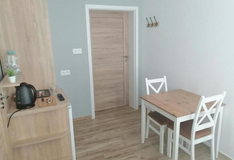 آپارتمان 1 خوابه, Dworek Nadmorski