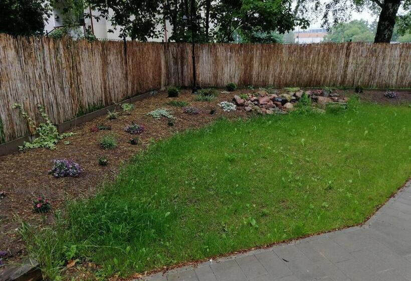 اتاق استاندارد با بالکن, Dworek Nadmorski