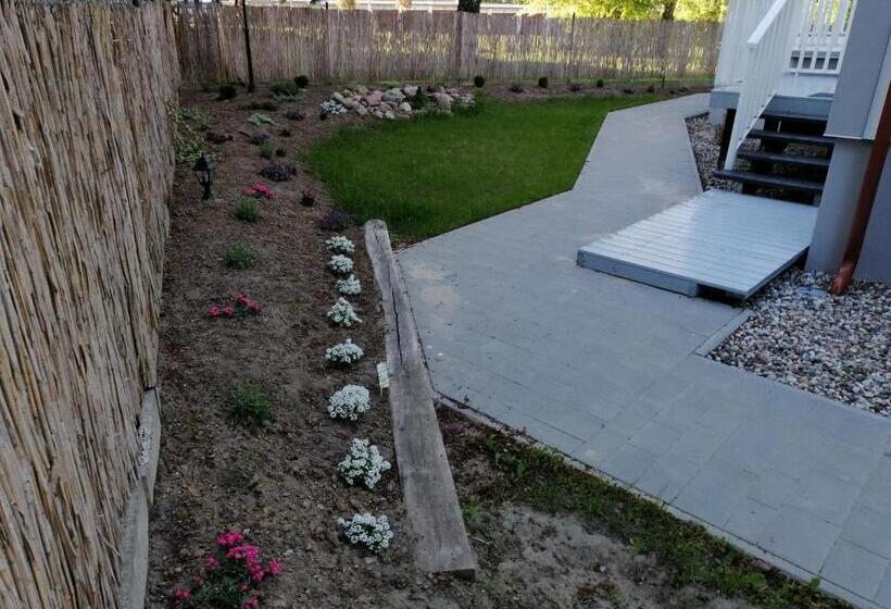 اتاق استاندارد با بالکن, Dworek Nadmorski