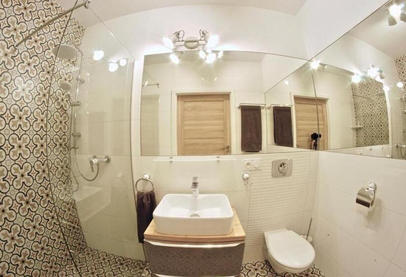 آپارتمان 1 خوابه با تراس, Dworek Nadmorski