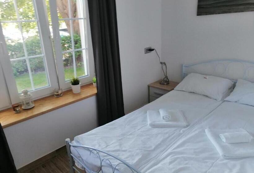 آپارتمان 1 خوابه با تراس, Dworek Nadmorski