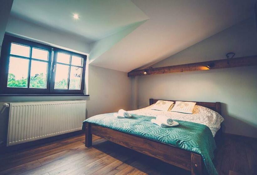 דירת שני חדרים, Agroturystyka Bobrowniki