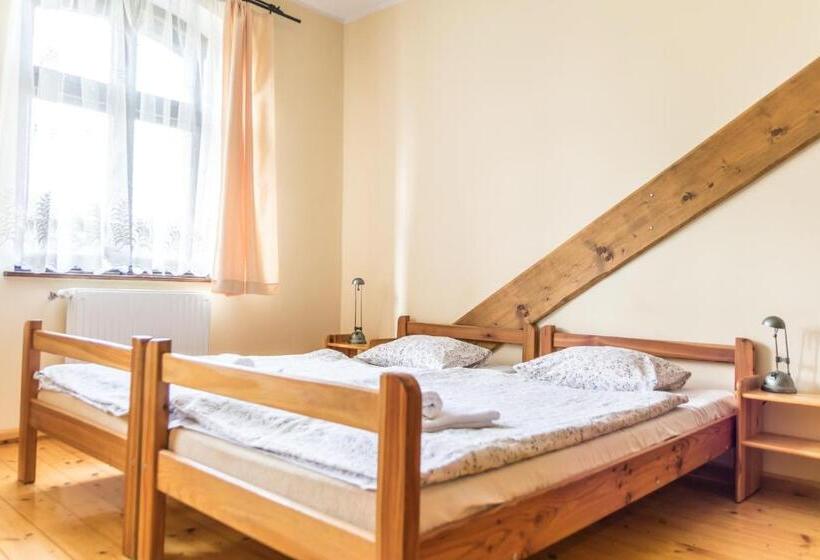 חדר סטנדרט לארבעה, Agroturystyka Bobrowniki