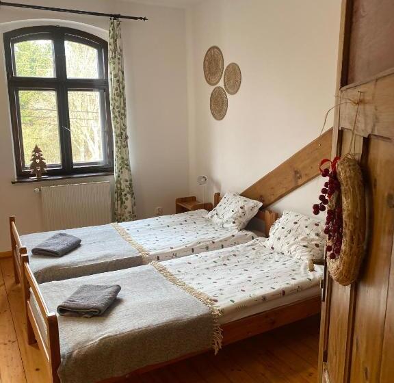 חדר סטנדרט לארבעה, Agroturystyka Bobrowniki