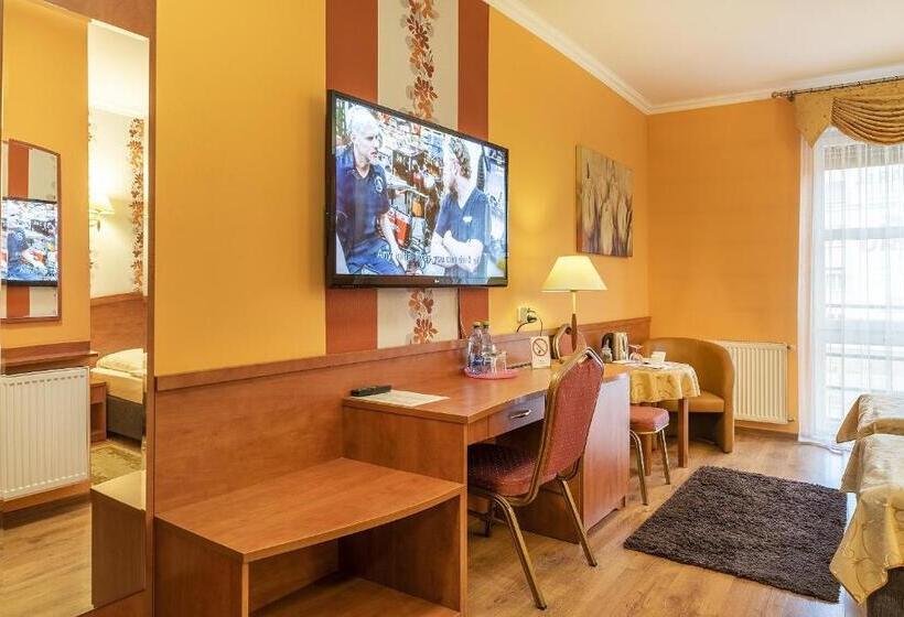 חדר סטנדרט, Doris