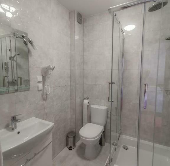 标准间, Miodowe Siedlisko