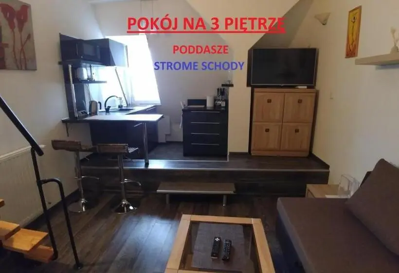 Standard-studio, Mostowa 3