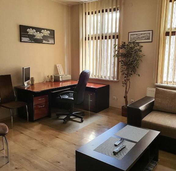 آپارتمان 1 خوابه, Mostowa 3