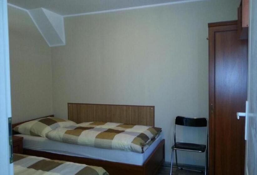 آپارتمان 1 خوابه, Mostowa 3