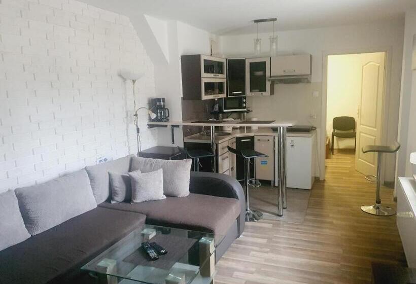 آپارتمان 1 خوابه, Mostowa 3