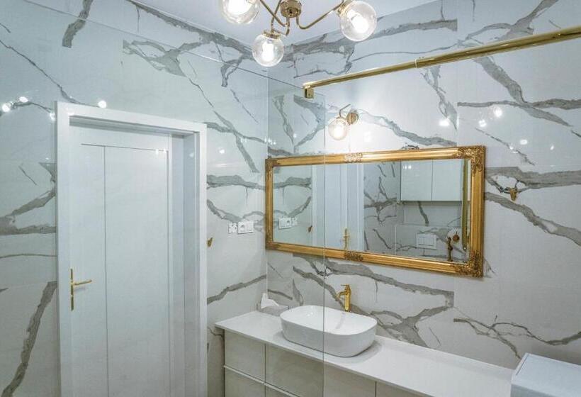 1 Bedroom Apartment Lake View, Nautica Resort