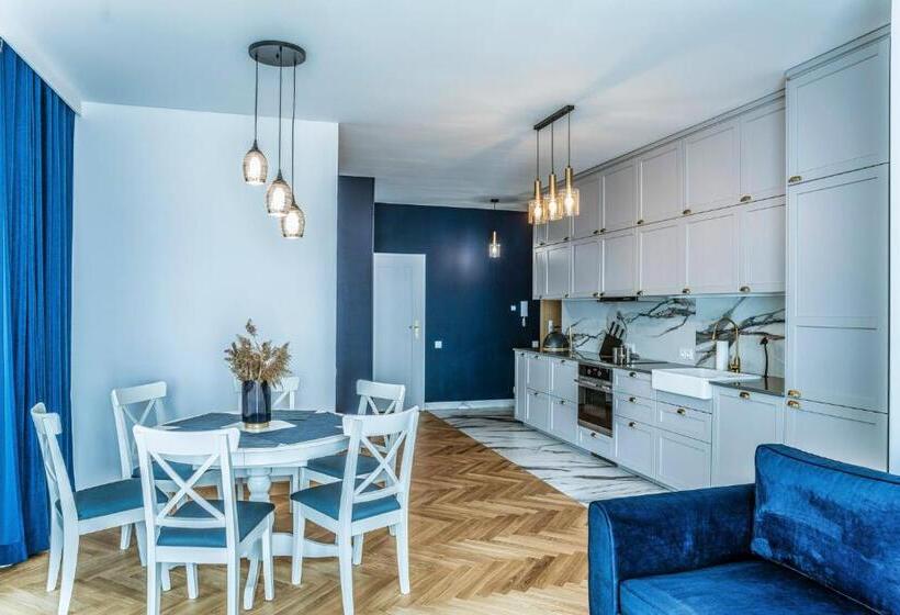 1 Bedroom Apartment Lake View, Nautica Resort