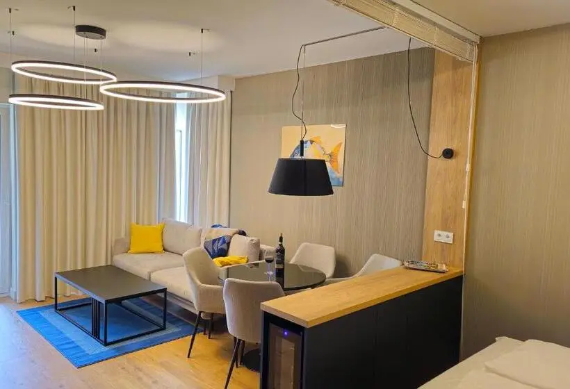 Standard-studio, Nautica Resort