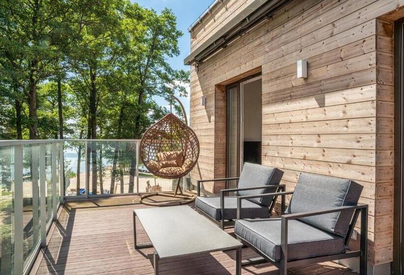 آپارتمان لوکس 2 خوابه, Nautica Resort