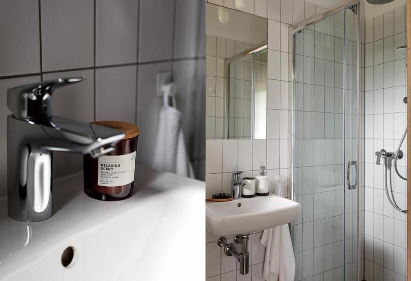 اتاق استاندارد چهارنفره با بالکن, Dom Góry Las   Kameralny Pensjonat W Centrum Karpacza Dla Gości Dorosłych Od 13 Roku życia, Catering