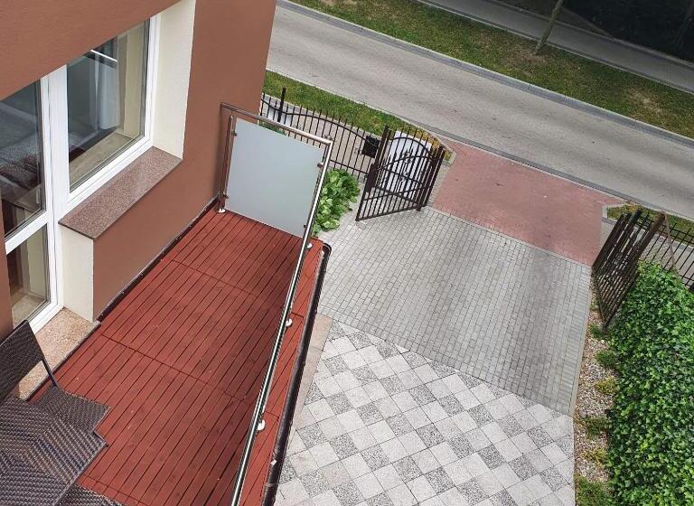 Трехместный Номер Стандарт с Балконом, Pod Lipami