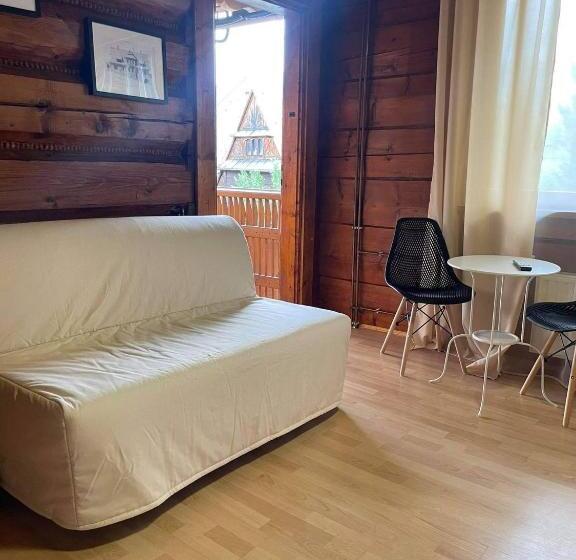 Quarto Quadruple Standart com Varanda, Przystanek Gubałówka  Guest House Zakopane