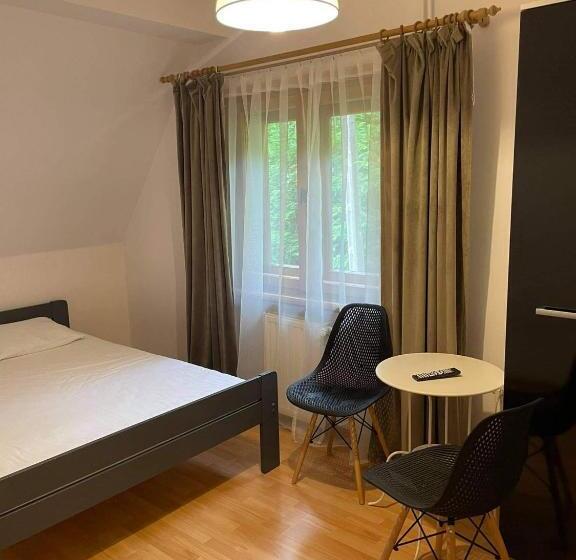 Standard room with outdoor bath, Przystanek Gubałówka Guest House Zakopane