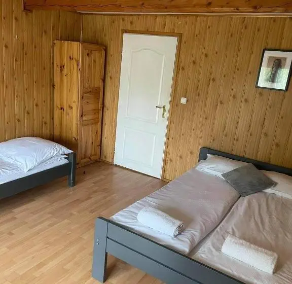 スタンダードトリプルルームの外観-バスルーム, Przystanek Gubałówka Guest House Zakopane