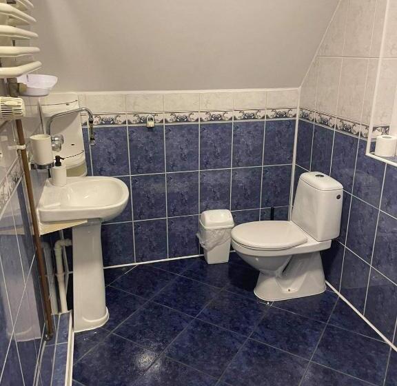 اتاق سهنفرۀ استاندارد با سرویس بهداشتی بیرون از اتاق, Przystanek Gubałówka Guest House Zakopane