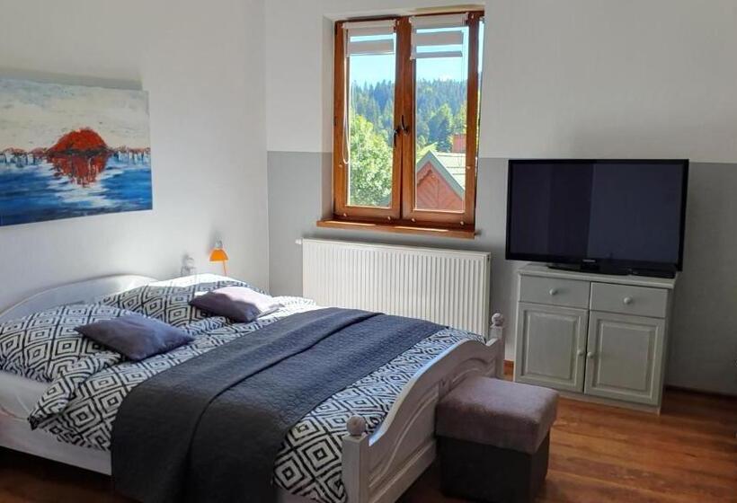 Chambre Triple Standard, U Eli