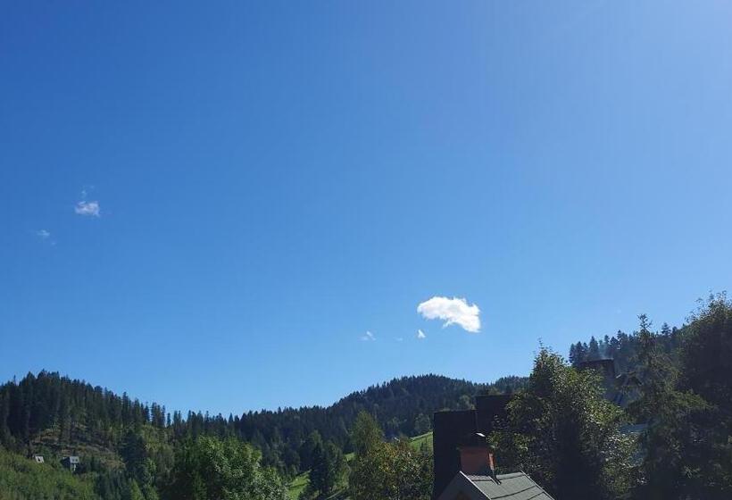 Chambre Triple Standard, U Eli