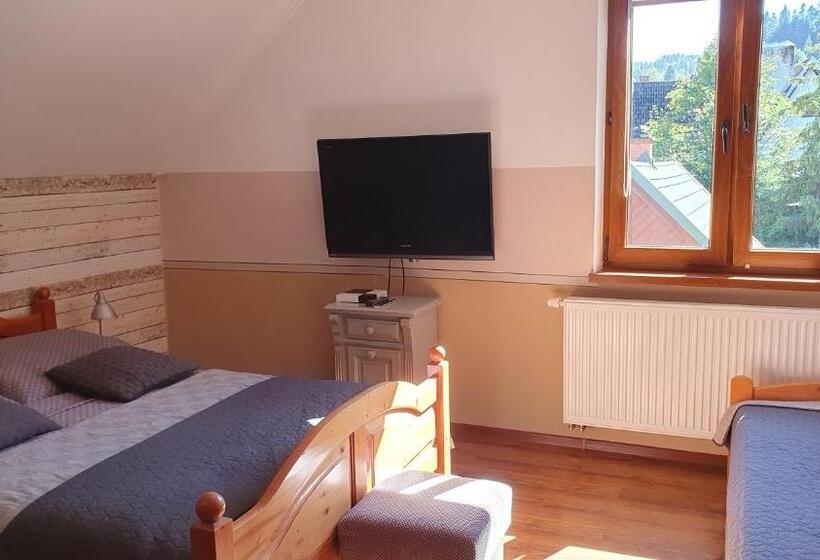 Chambre Triple Standard, U Eli