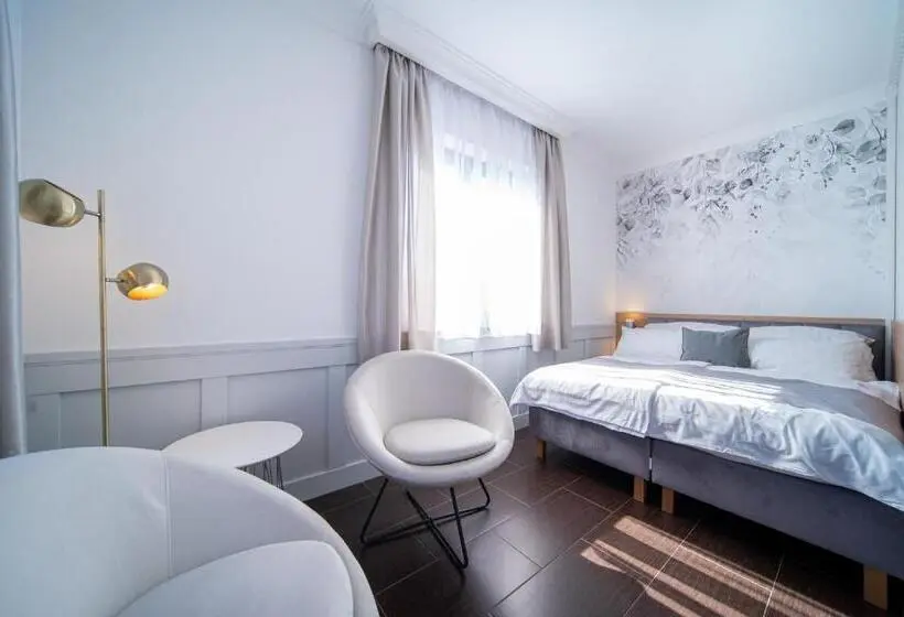 Huoneisto 1 Makuuhuone Pohjakerros, Villa Kamila