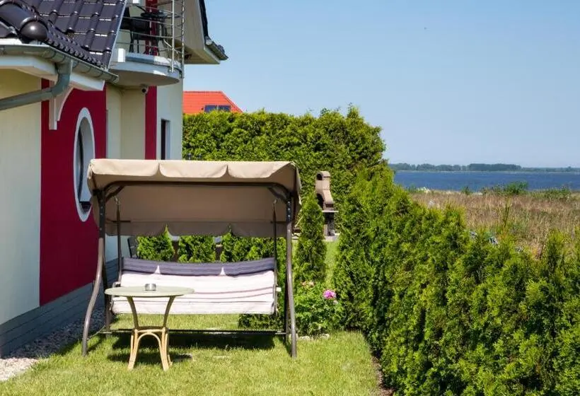 Huoneisto 1 Makuuhuone Pohjakerros, Villa Kamila