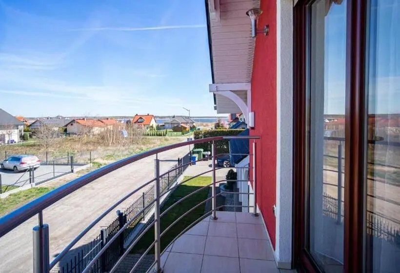 Huoneisto 3 Makuuhuonetta, Villa Kamila
